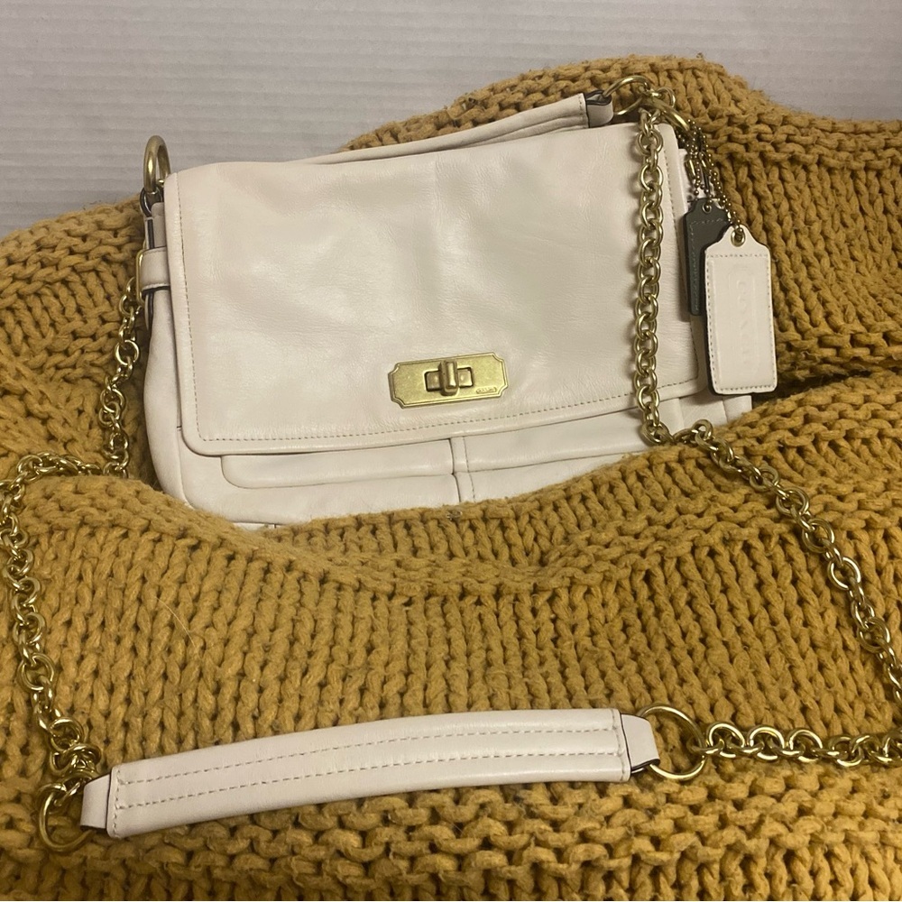 Coach Cream Vintage Chelsea Leather Convertible Crossbody Bag F17825 - Picture 2 of 14